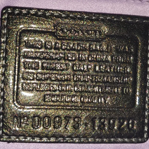 Handbag - Picture 2 of 4